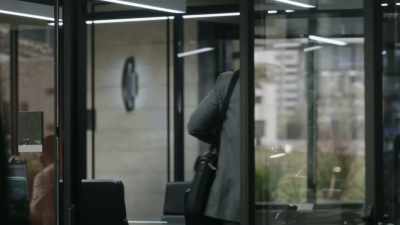 He is fronting like he's brave,
but inside, that man is rattled. - The Rookie: Feds