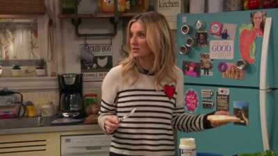 He gave me soap that
turned my hands green. - Raven's Home
