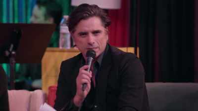 He gets a standing ovation, - Dirty Daddy: The Bob Saget Tribute