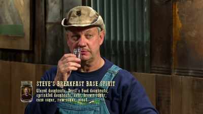 He gets a thumper in there, - Moonshiners: Master Distiller
