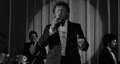 He gets a treat like a canzone - Broadway Danny Rose