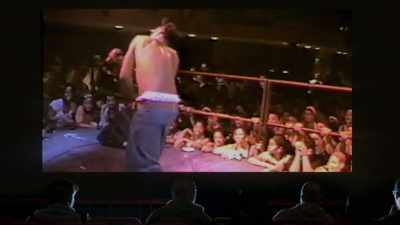 He was gonna make sure
everybody in that bitch knew - Wu-Tang Clan: Of Mics and Men