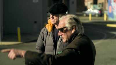 - He got ambushed where?
- Right across the street, - Ross Kemp: Mafia and Britain