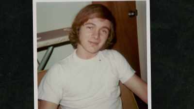 He got this Mona Lisa
type grin, you know? - If I Leave Here Tomorrow: A Film About Lynyrd Skynyrd