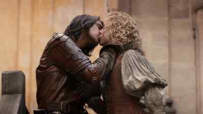 HE GROANS - The Musketeers