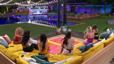 >> HE HAD A REALLY GOOD VIBE. - Love Island