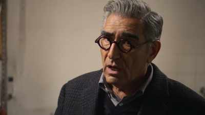 - He hammers that 30,000 times?
- [hammering continues] - The Reluctant Traveler with Eugene Levy