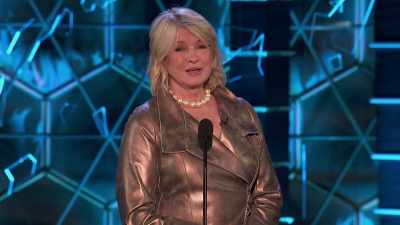 He hand-delivered
the invitation, - Comedy Central Roast of Bruce Willis