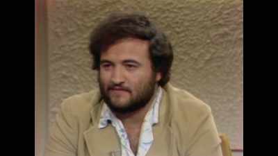 He was hanging out
with De Niro, - Robin Williams: Come Inside My Mind