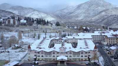 ‐ He hates me, Marnie.
‐ [scoffs] - Christmas Hotel