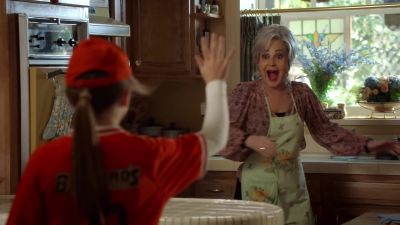 He held my hand! - Young Sheldon