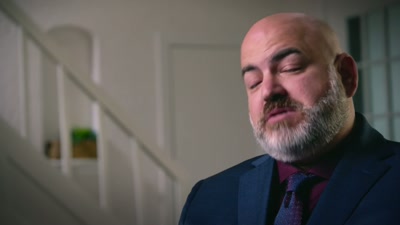 He was hesitant,
didn't wanna come in, but he did. - How I Caught My Killer