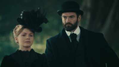 HE HOPED THAT TIME WOULD
GIVE HIM SOME DISTANCE
FROM HER MEMORY... - Miss Scarlet and the Duke
