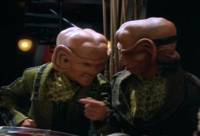 - He immediately reached for his drink!
- So l did. - Star Trek: Deep Space Nine