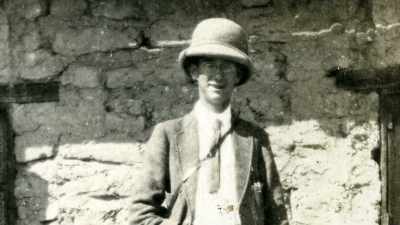 He was in his early 20s
when he joined Carter's dig - Tutankhamun: Secrets of the Tomb