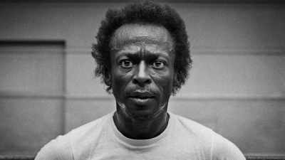 He was in there by himself,
just dealing with pain and not playing. - Miles Davis: Birth of the Cool