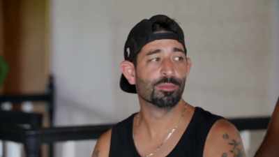 He just came up to bring,
you know, - Deadliest Catch: Bloodline