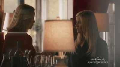 He just found out that his
father had drawn up a new will, - Chronicle Mysteries: Vines that Bind