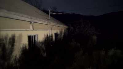 He was just growling
and snarling - Horror in the High Desert 2: Minerva