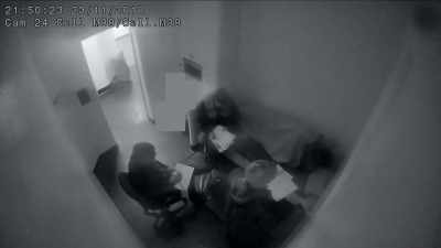 He just pulled the blanket
over his head - The Detectives: Fighting Organised Crime