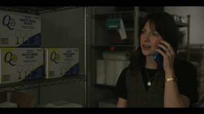He left a number. So write this down. - The Girls on the Bus