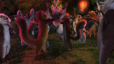 He like to move it - Madagascar