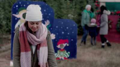 He likes you. You should
pick him up? - Christmas Unleashed