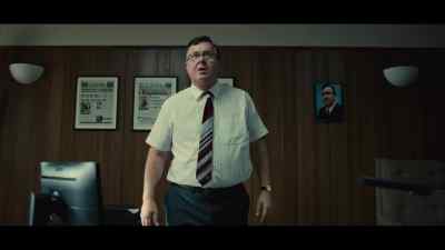 - He lived with his mum.
- What? How- how did you- - Sweetpea