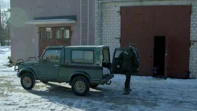 He loads up his car
with food for the bison, - Europe From Above