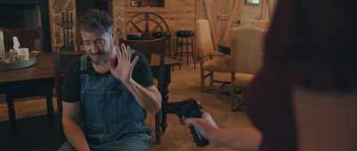 He, look, it's just grass, but, - Girl With a Gun