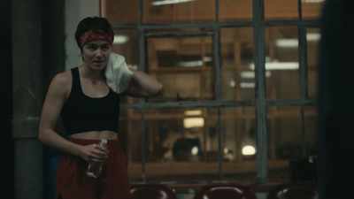 - He once looked for a
dime and found a quarter. - Uppercut
