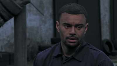 HE MAKES BUZZER SOUND - Celebrity SAS: Who Dares Wins