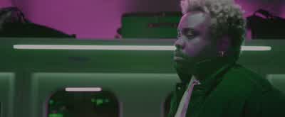 He means kill him. - Bullet Train