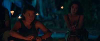 - He must be so bored all alone.
- For sure. - Problemos