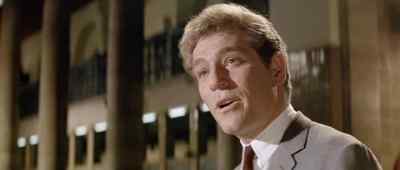 - He must be here. The door was open.
- Well, let's wait. - The Quiller Memorandum