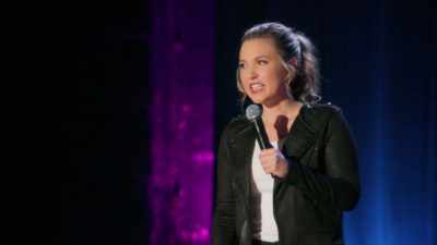 He never cheated on me,
but he did do this weird thing - Taylor Tomlinson: Quarter-Life Crisis