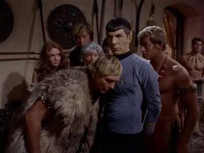 He has no heart. - Star Trek