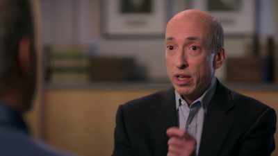 - He... No... Senator Grassley fought hard...
- All right. Here we go. - The Problem With Jon Stewart
