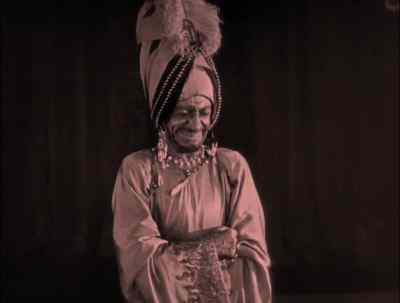He has not wed her yet. - The Thief of Bagdad
