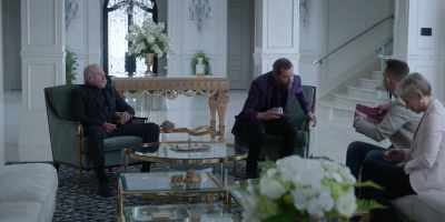 He was on the bridge
the day Griffin Briggs died. - Mr. Monk's Last Case: A Monk Movie