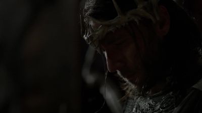 He was one
of the looters. - The 100