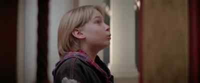 He had one with a bull's-eye
when he was with your second cousin. - Last Action Hero