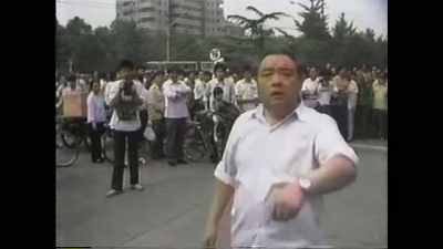 He ordered the protest leaders
to surrender, - The Exiles