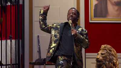 He out there parasailing and shit, - Katt Williams: Great America