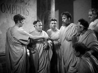 He passes here. - Cleopatra