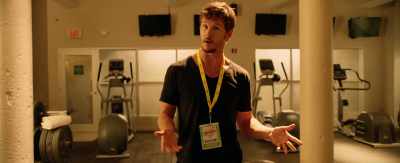 He pays out everyone,
except Adam King, - Supercon