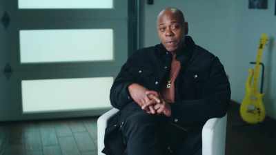 He was playing in DC all that week,
and I'd follow him around, - Kevin Hart & Chris Rock: Headliners Only