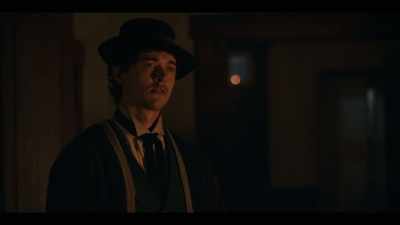 He has private wealth,
and he doesn't need the Ring. - Billy the Kid