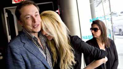 He proposed after
dating for only 10 days. - Tech Billionaires: Elon Musk
