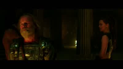 - He pulled a knife? - Hercules